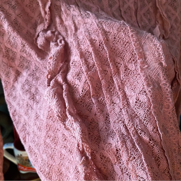 EverNew coquette Pink Lace Long Sleeve with Tank Top. Melbourne - Picture 16 of 16